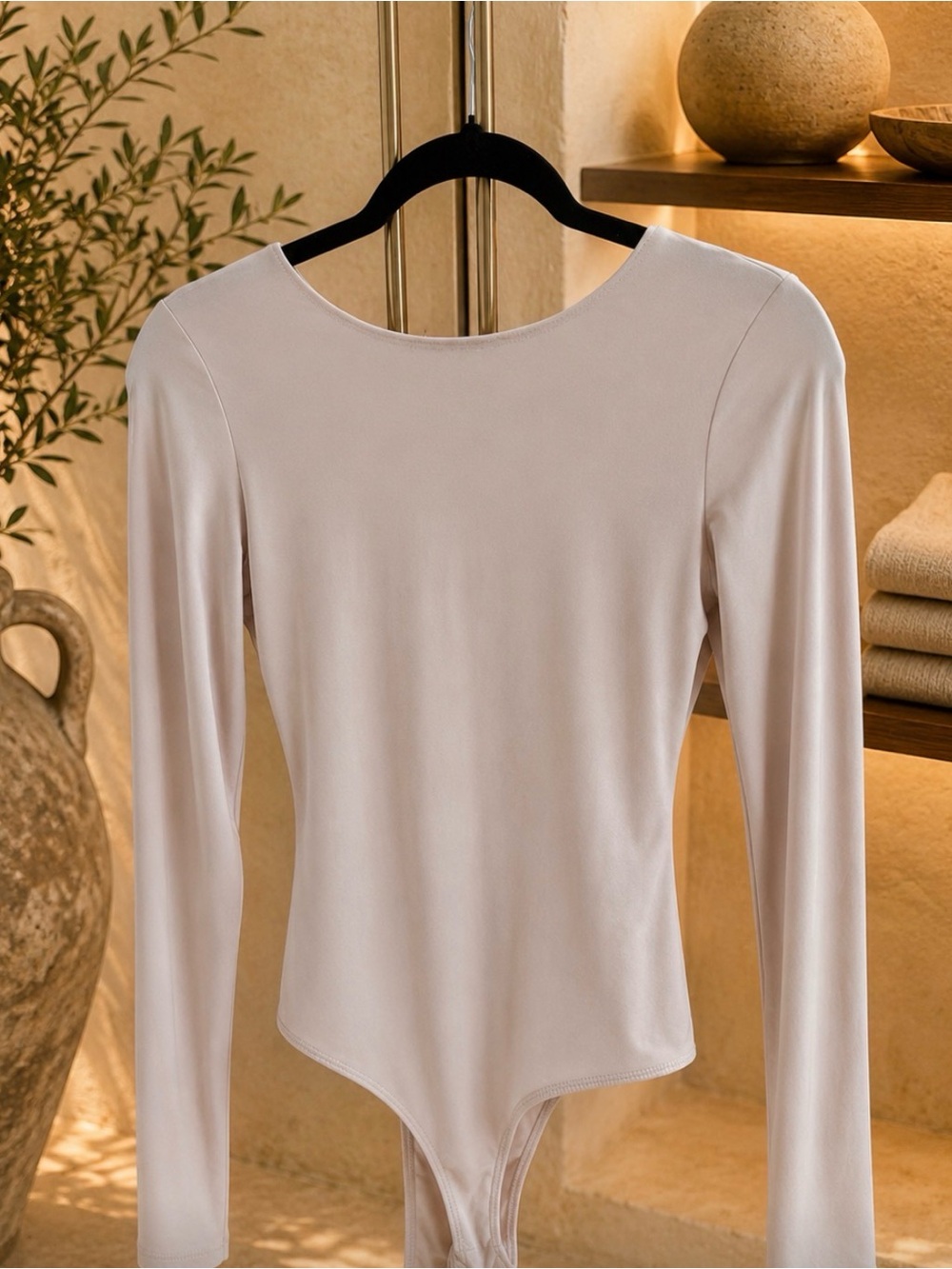 2 Saints Long Sleeve Bodysuit Size S | Soft Nude Scoop Neck Stretch Bodysuit